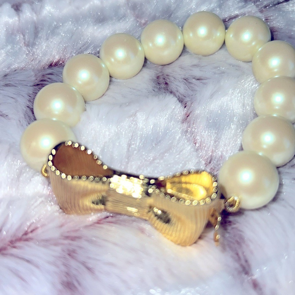 Vibrant Green and Gold Basket-Weave Bracelet and Bow Bracelet 2 Piece