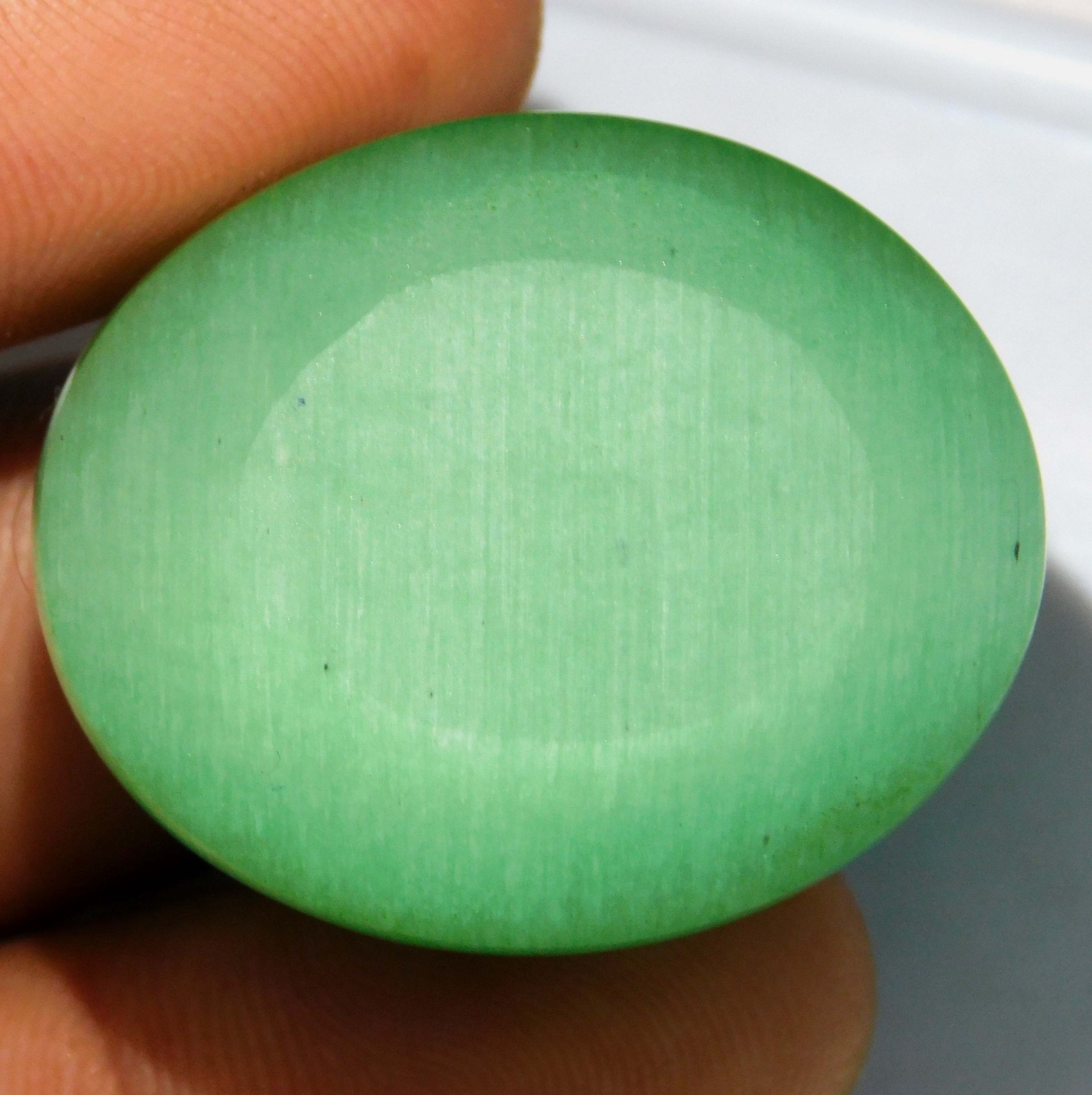 104.35 Ct Untreated Natural Green Chrysoberyl Cat’s Eye Cabochon Cut Gemstone