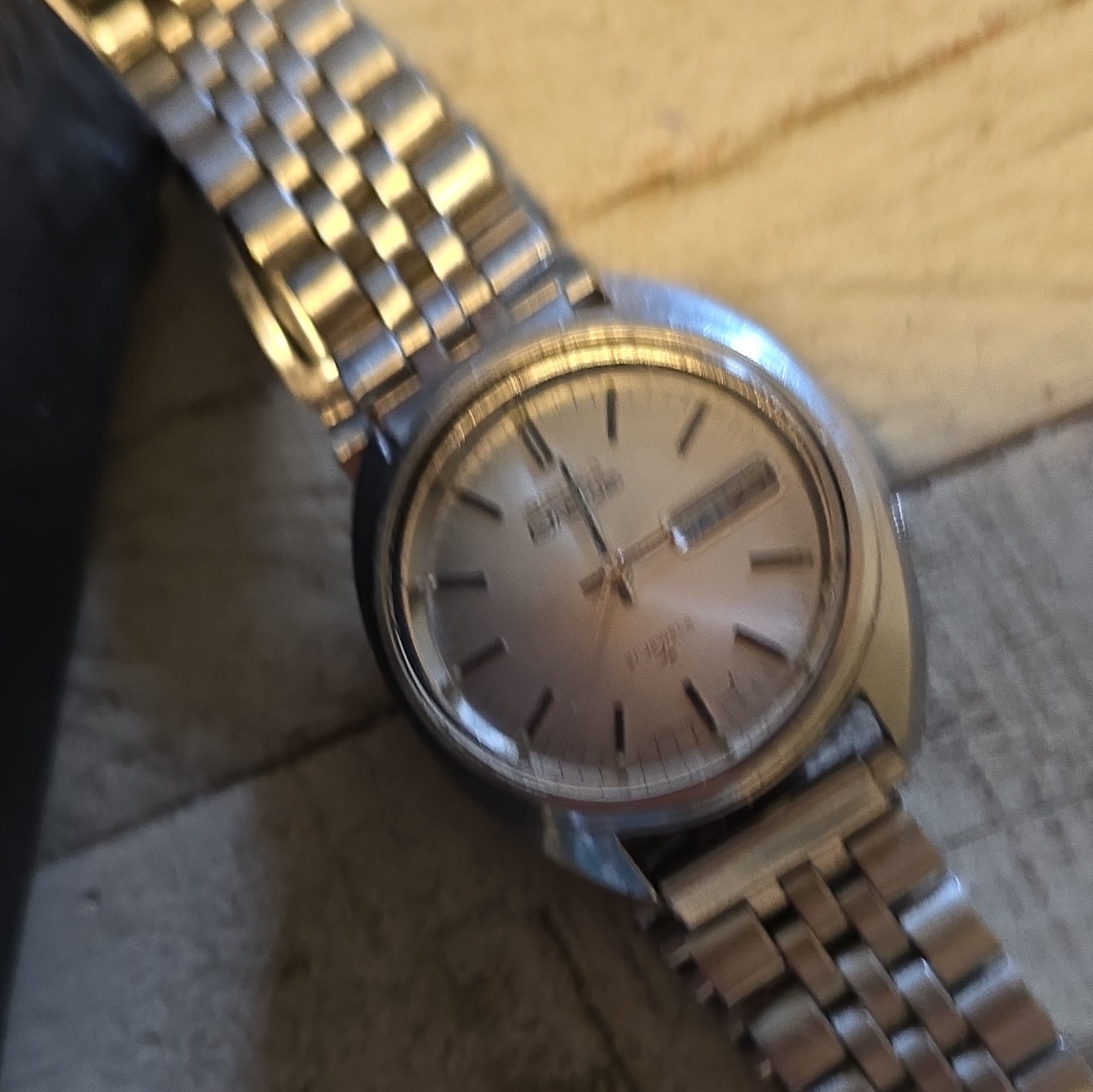 Seiko 5 Actus Men’s Automatic 21J Silver Dial Day/Date SS Bracelet Watch