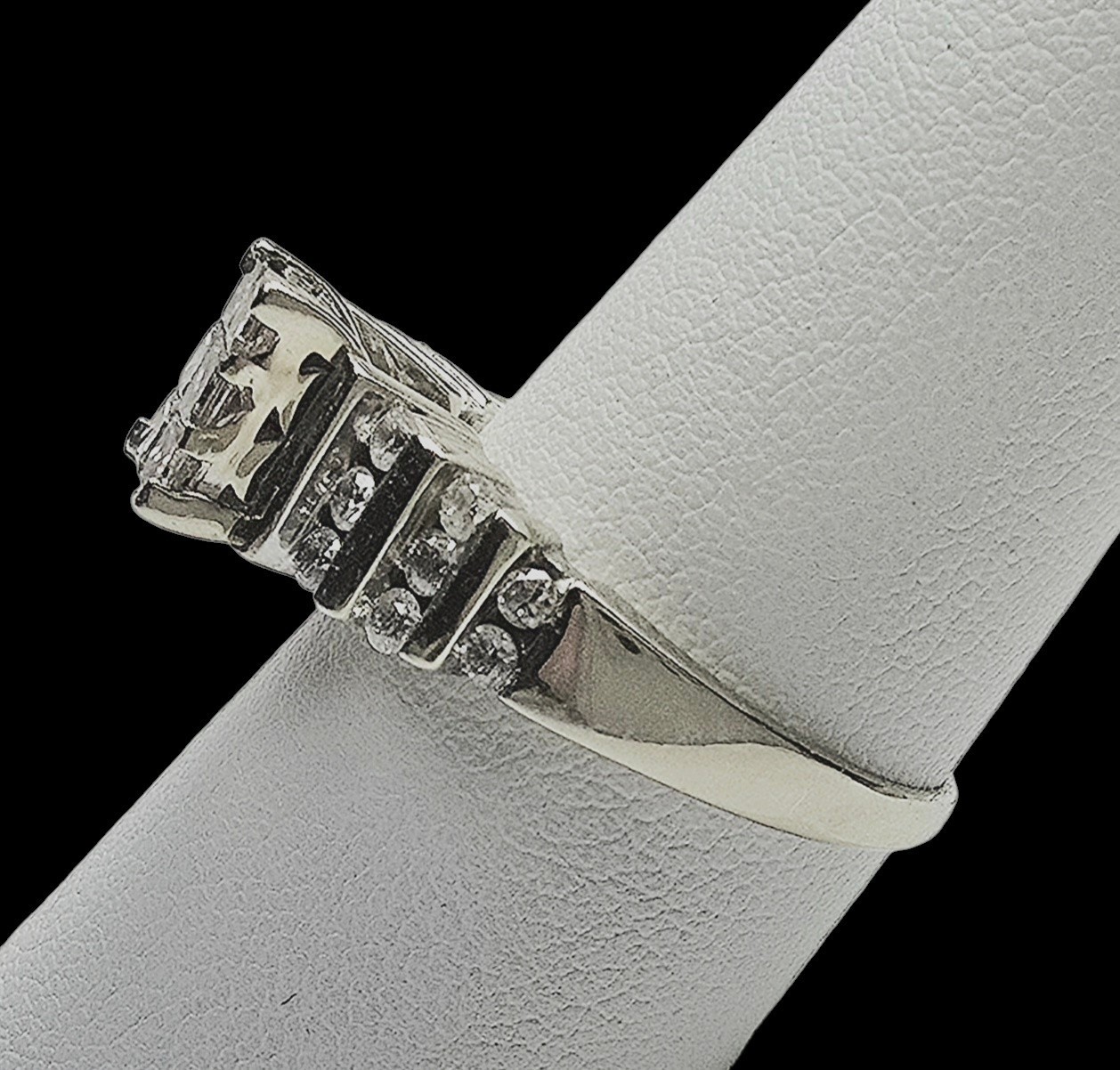 14K White Gold 1.00 Ct Princess Cut/Round Diamond Engagement Size 9 Ring