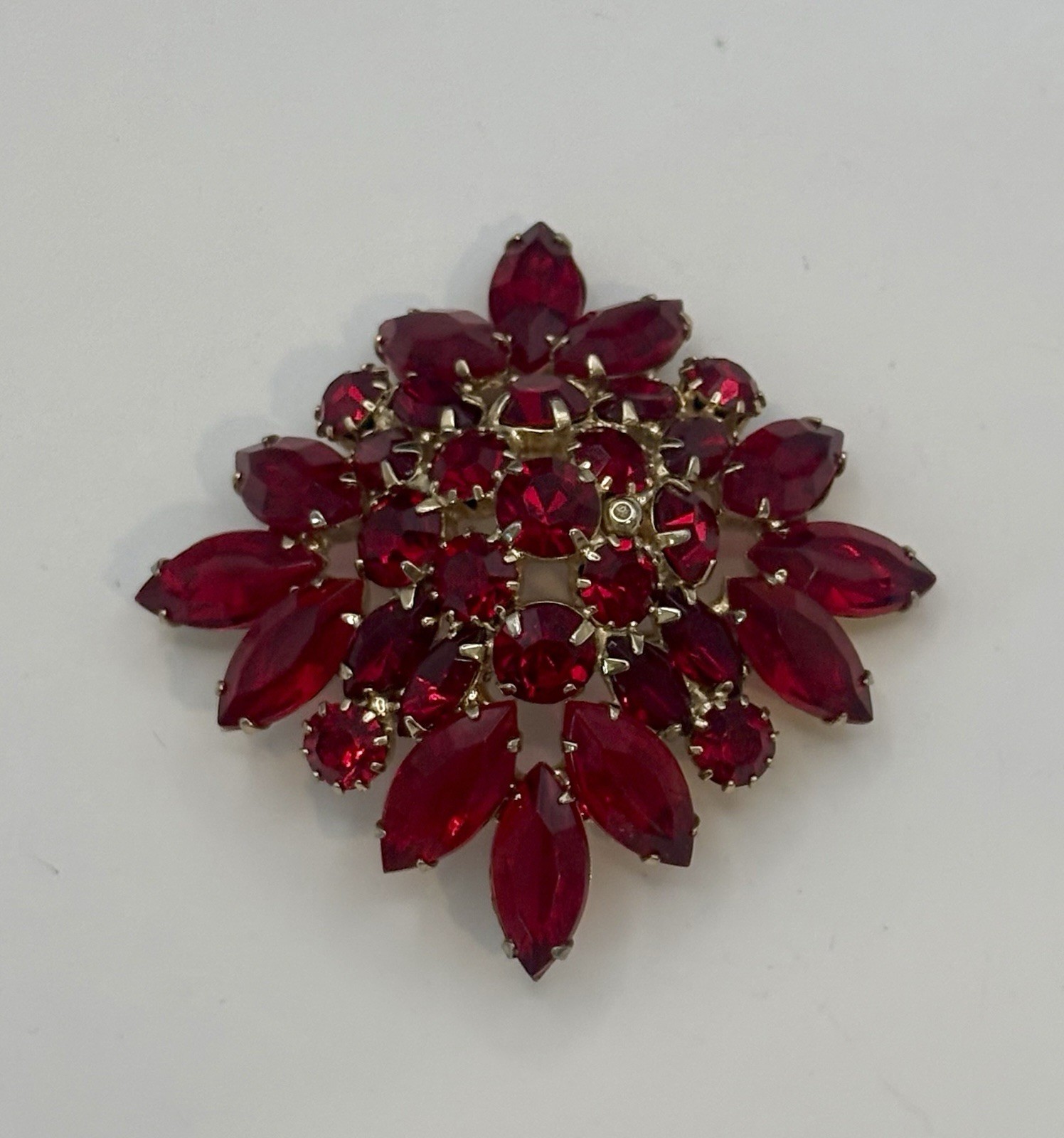 Vintage Ruby Red rhinestone Brooch Juliana Style Layered Red Crystal Gold Tone