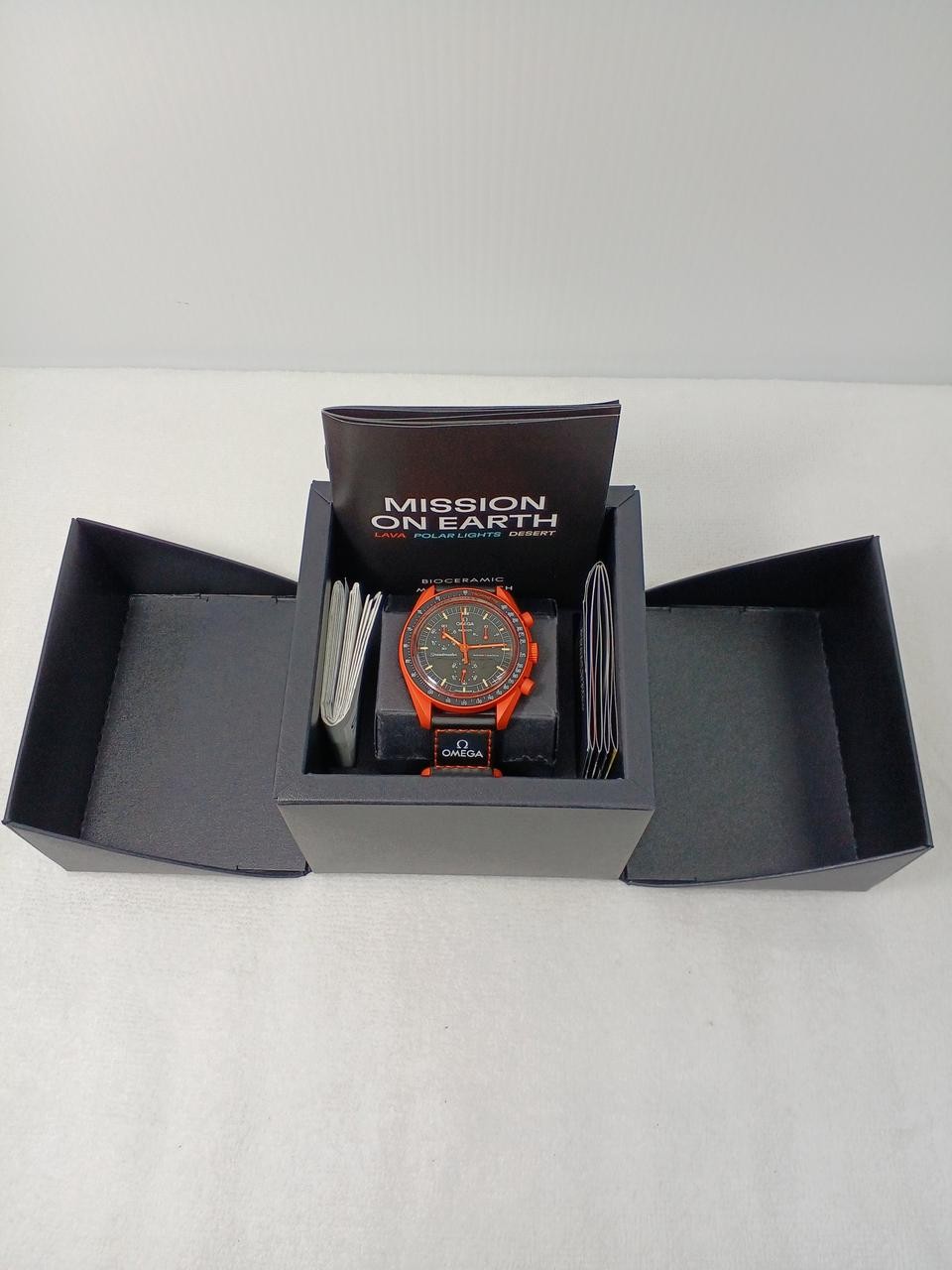 Omega x Swatch MoonSwatch SO33O100 Bioceramic Quartz Japan #2