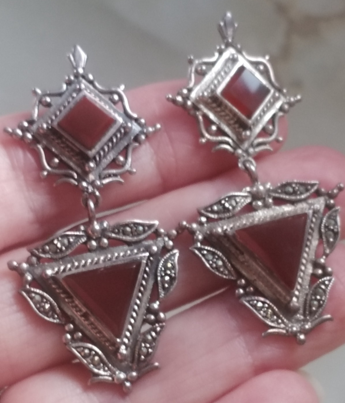 Carnelian Inset Triangle Drop Pierced Earrings