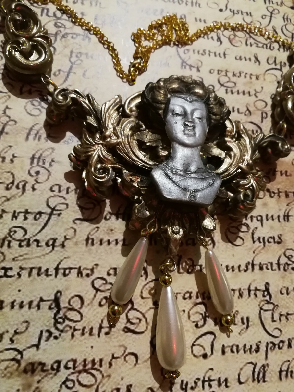 luxury jewelry necklace vintage style pendant woman antique accessories art deco