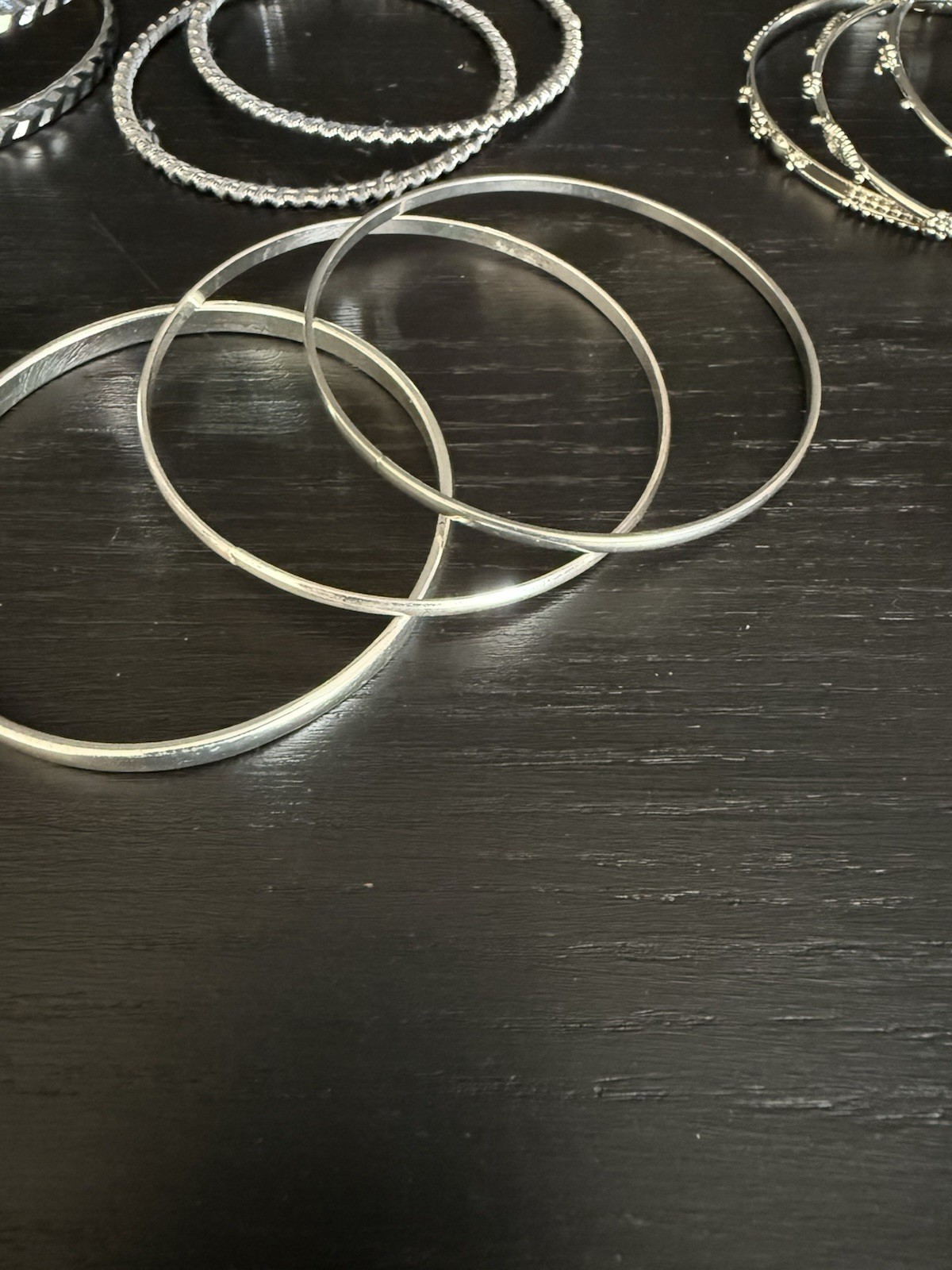 Lot Of 20+ Silver Tone Bangle Bracelets Thin Lightweight Stackable Textured