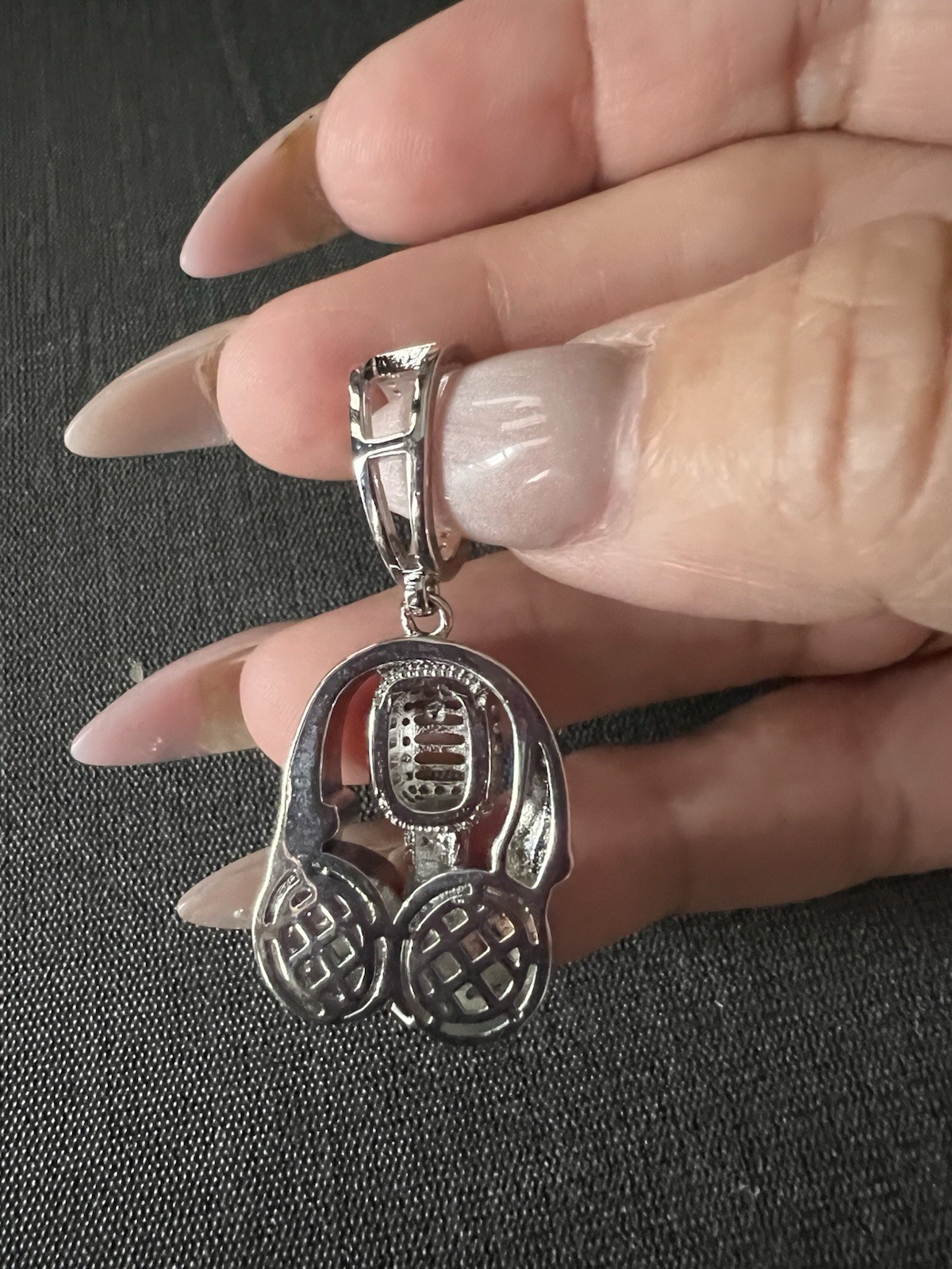 925 silver plated over stainless steel with 5A CZ iced out Headphones pendant