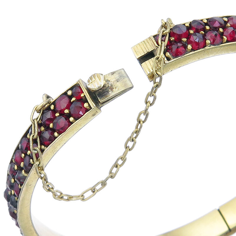 bangle garnets antique