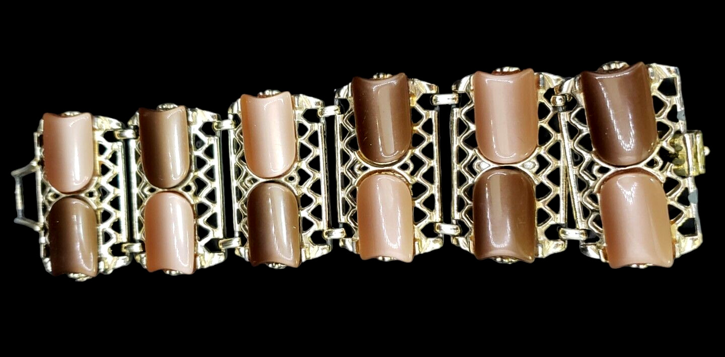 Vintage Gold Tone Sable Two Tone Brown Thermoset Bracelet 2″ Wide 7 Inch