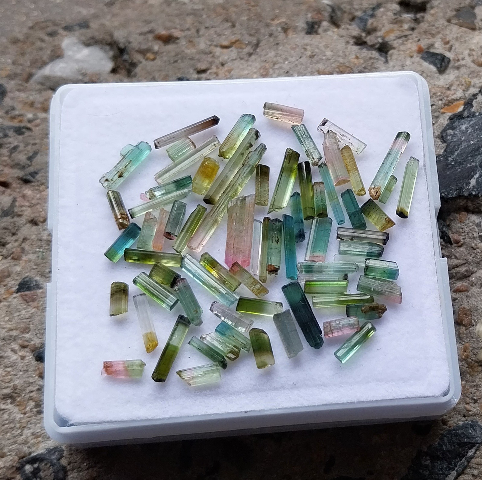 25.5 Carat 4.5 to 20 MM Natural Green Bi Color Tourmaline Pencil 70 Piece Lot