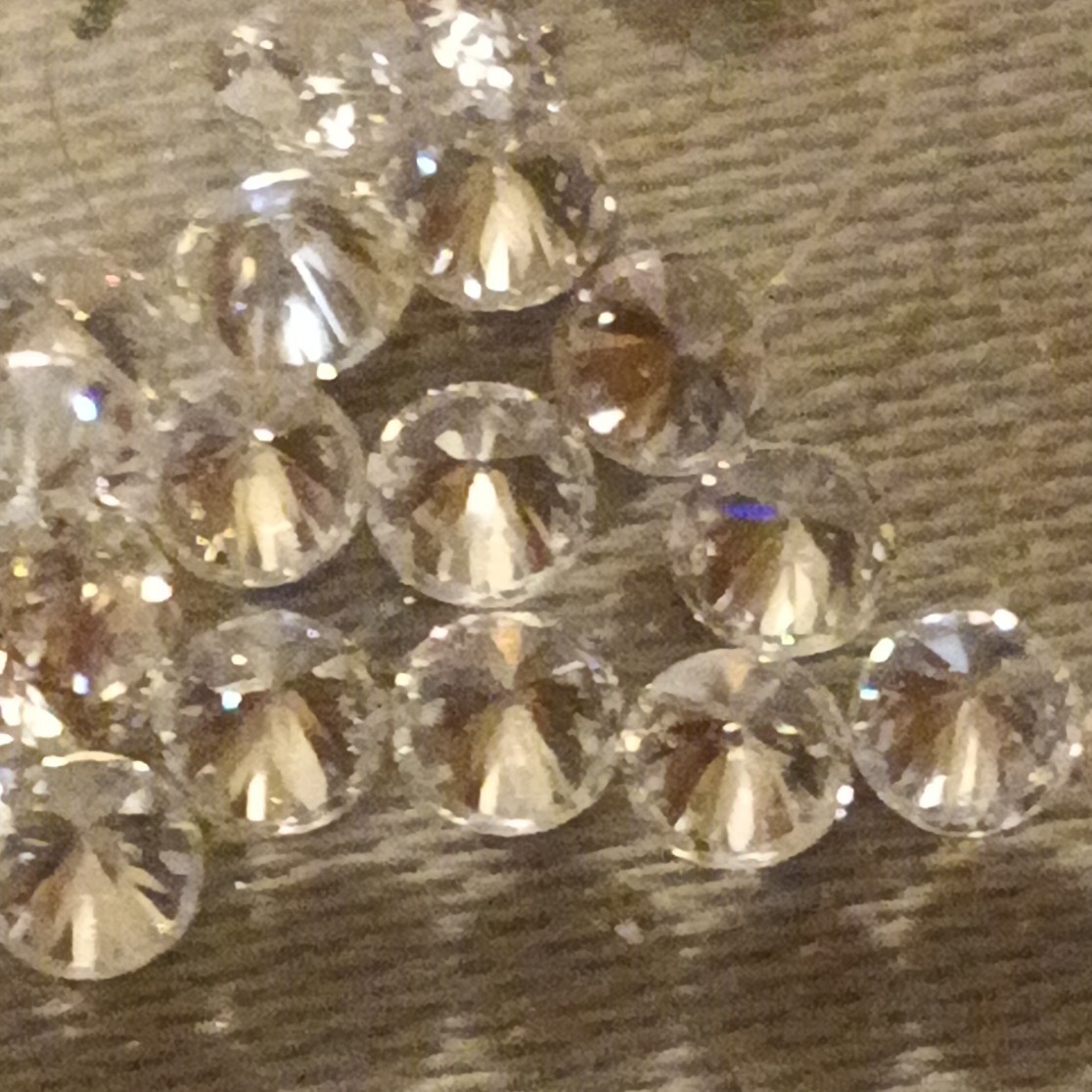 Qty 25 1.9-2mm Lab Grown Diamonds Guaranteed To test as diamonds.