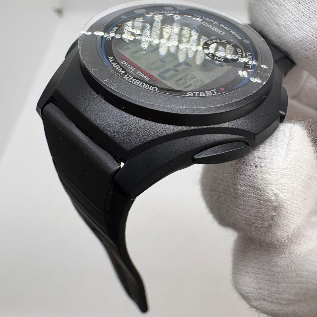CASIO ILLUMINATOR Black F-200 (Working Condition)