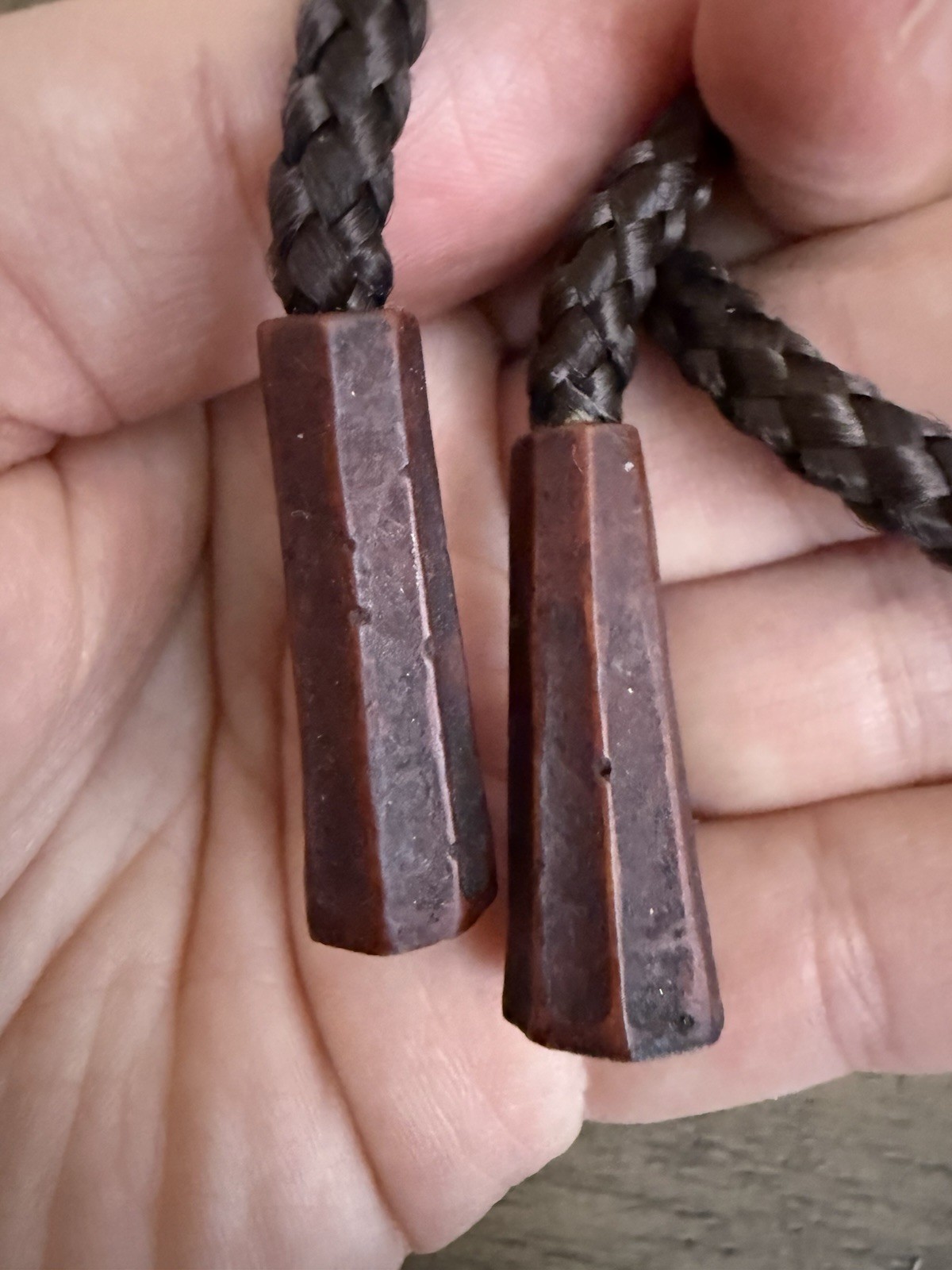 Vintage Korean Hahoetal Yangban Resin Wood Look Face Mask Bolo Tie