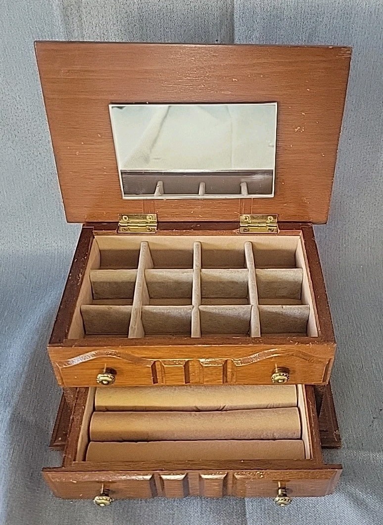 Vintage Wood Centurion Jewelry Box Imports Taiwan Velvet Lined 1970’s