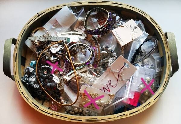 Jewelry 1 LB WEARABLE Bulk Lot Estate Vintage to Modern Costume- LOOK#G98