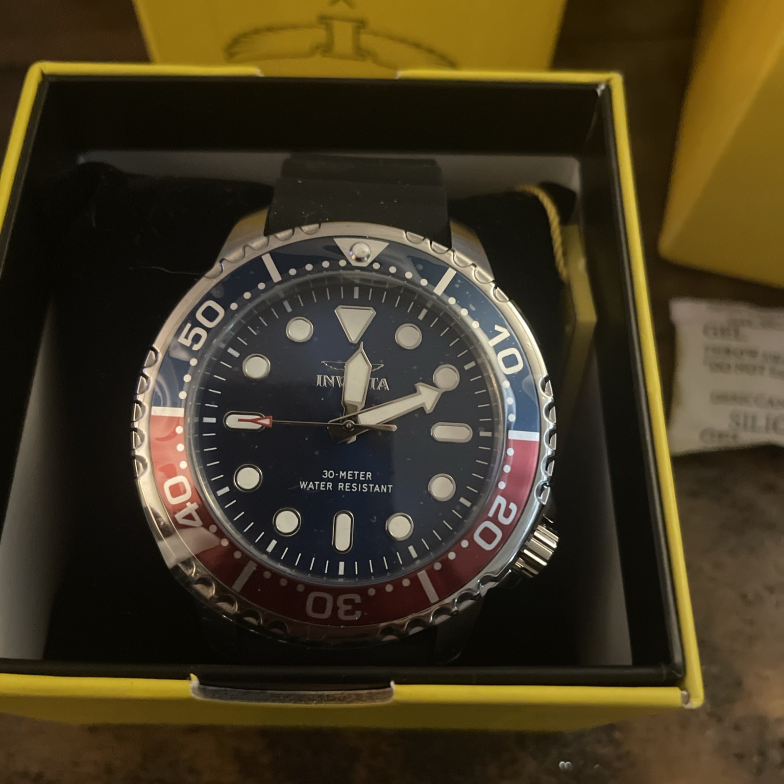 Invicta Men’s 47222 Pro Diver Quartz 48mm 3 Hand Blue Dial Silicone Watch