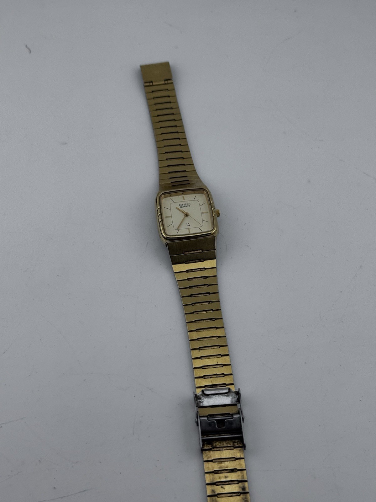 Citizen Quartz 3630-054609 Gold Tone Vintage Watch Japan Working