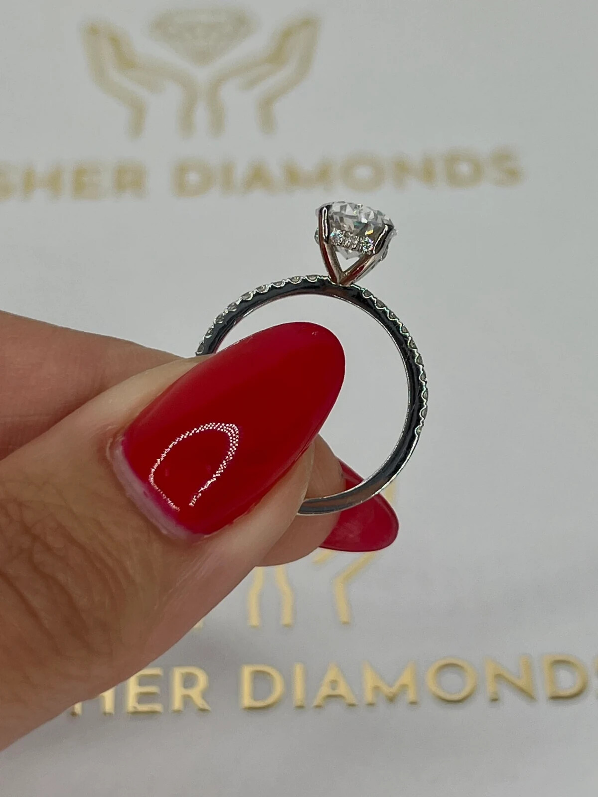 2.25 Ct D/VVS2 IGI CERTIFIED Lab Created Oval Cut Diamond Solitaire Hidden Halo