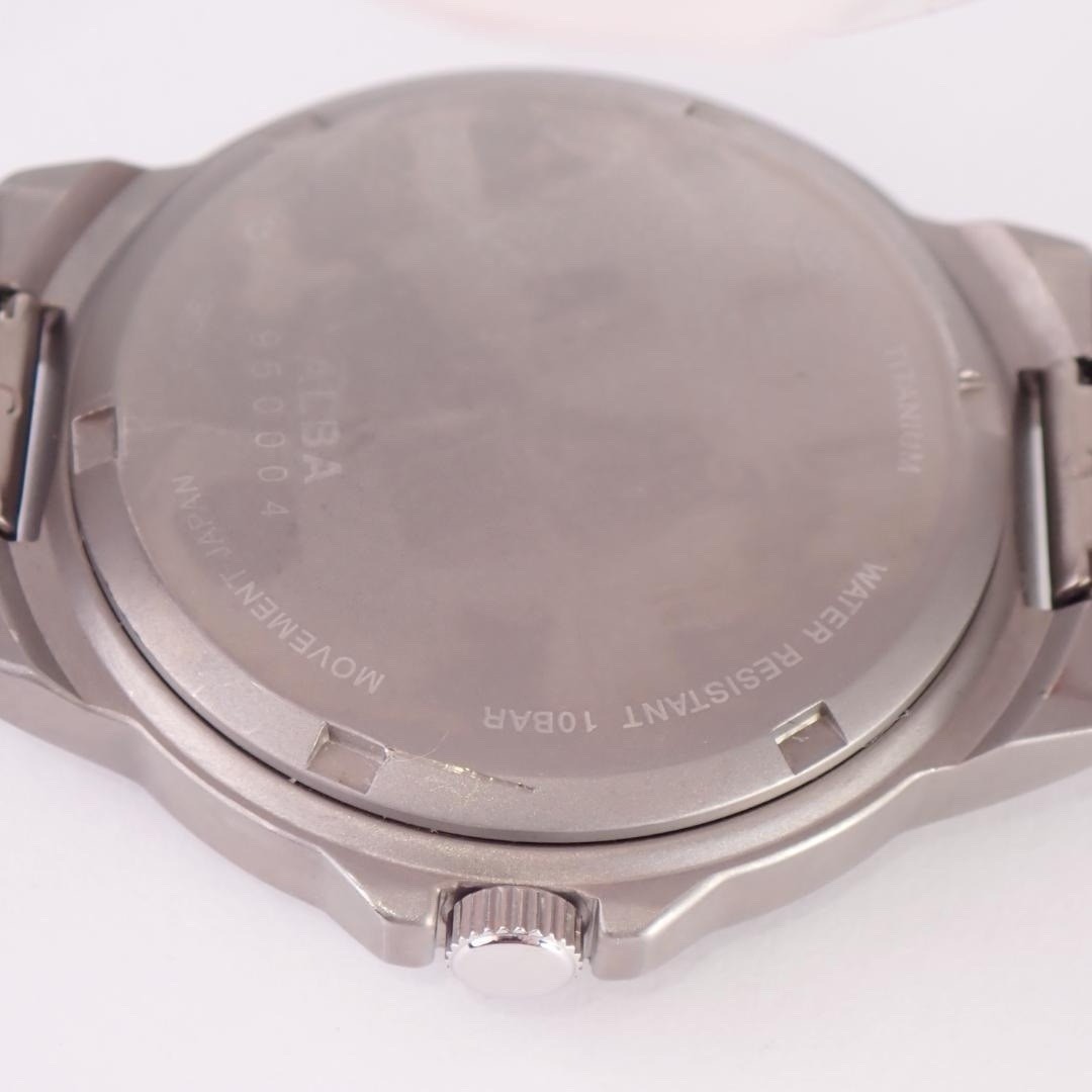 SEIKO ALBA Titanium Solar Men’s Watch V501-0DN0 1999 White Dial Runs Japan