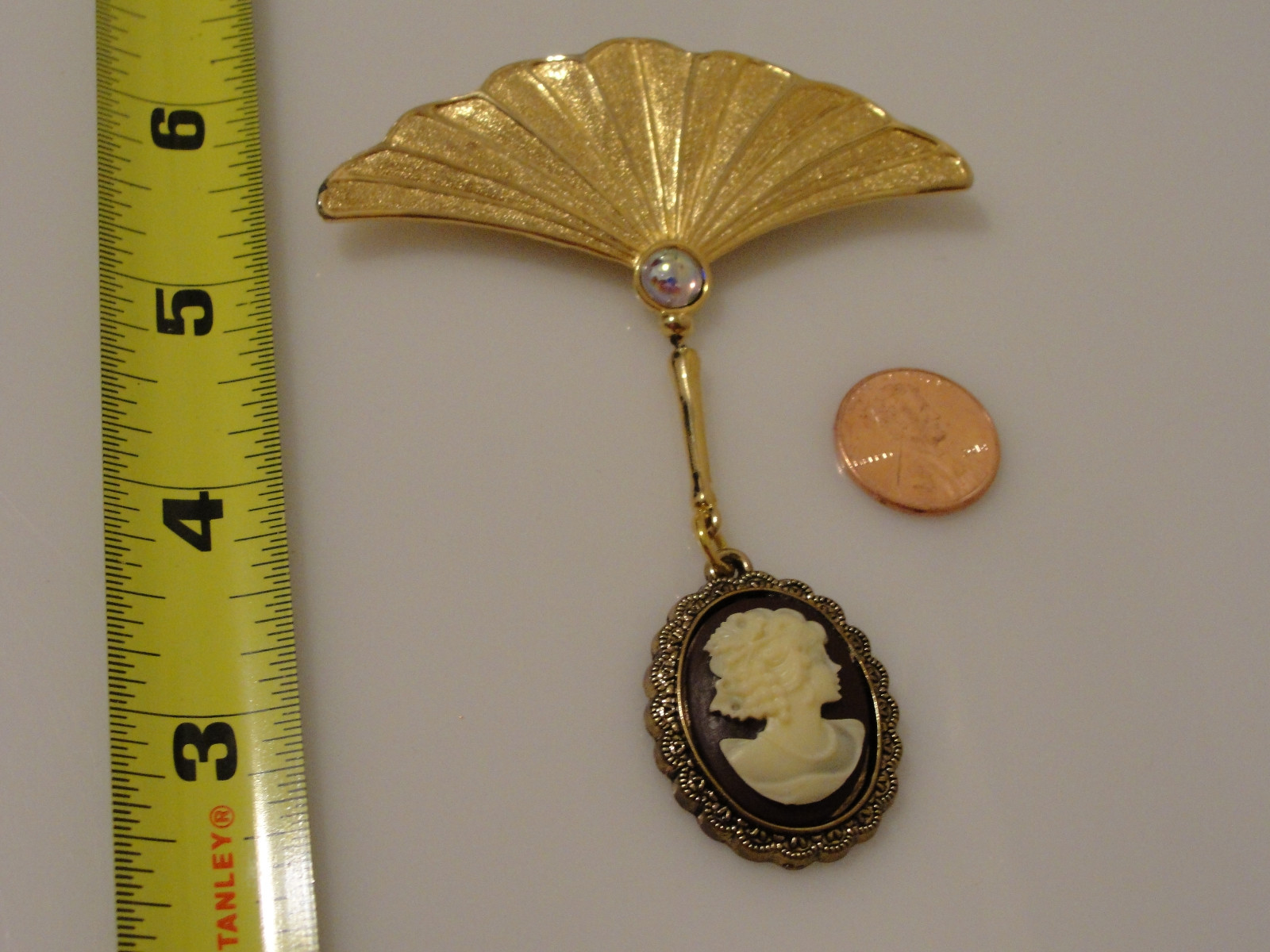 JJ fan pin with cameo dangle modified