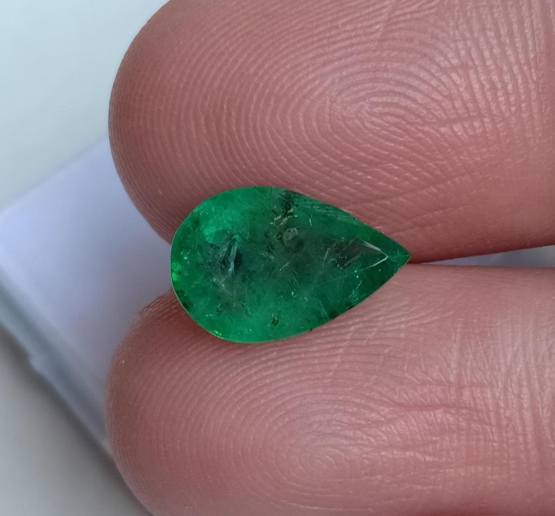 Top Quality Emerald Pear Shape Unheated Untreated Gemstone Ring Size 2.75 Ct