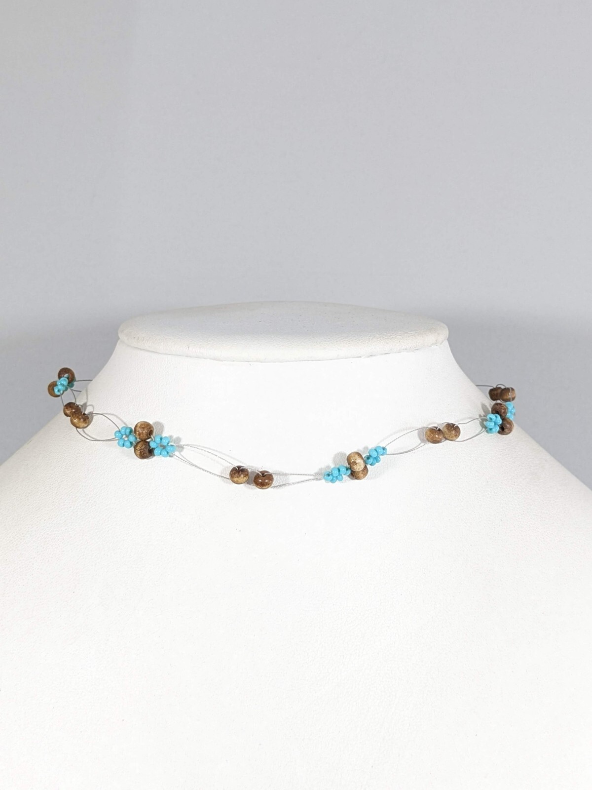 Robert Rose Silver Tone Brown Wood Green Blue Glass Bead Choker Necklace 15 inch