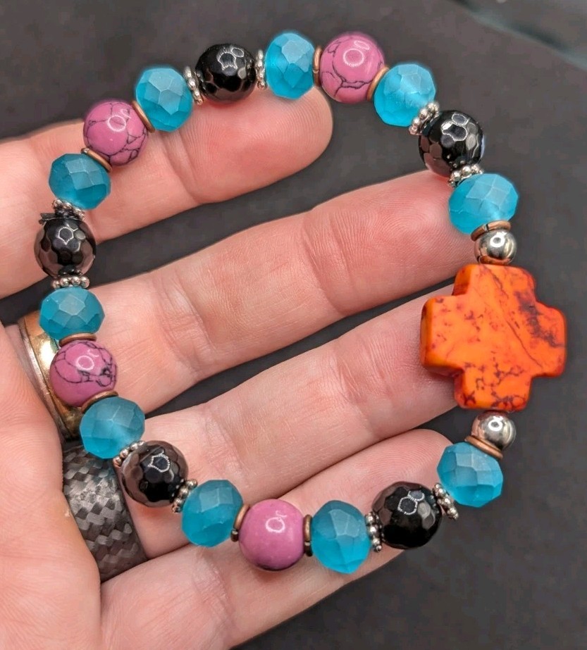 Colorful Cross Mixed Fun Beaded Stretch Bracelet (19cm) M/L Wrist