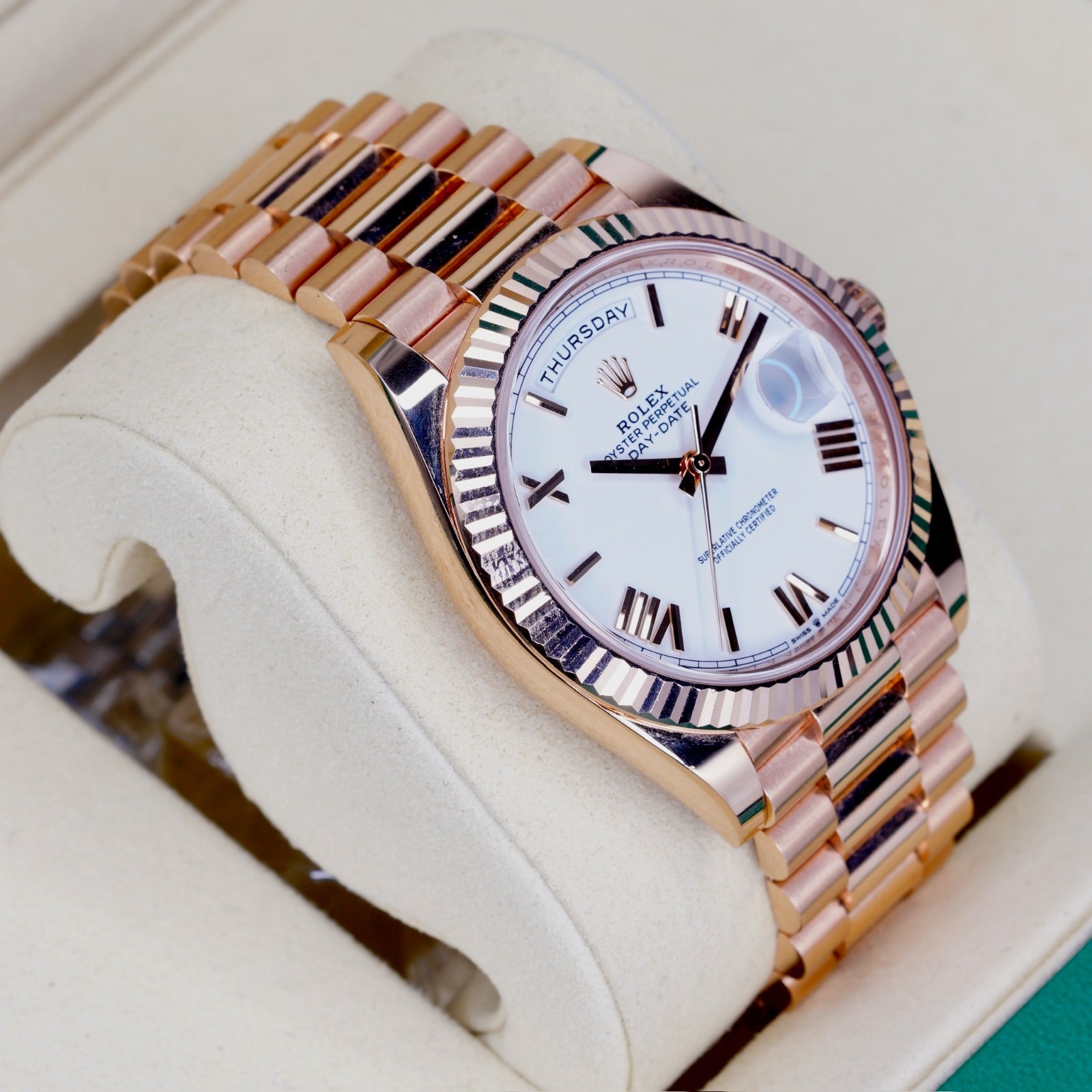Rolex Day-Date 40 White Dial 18K Rose Gold Fluted Roman Numeral President 228235