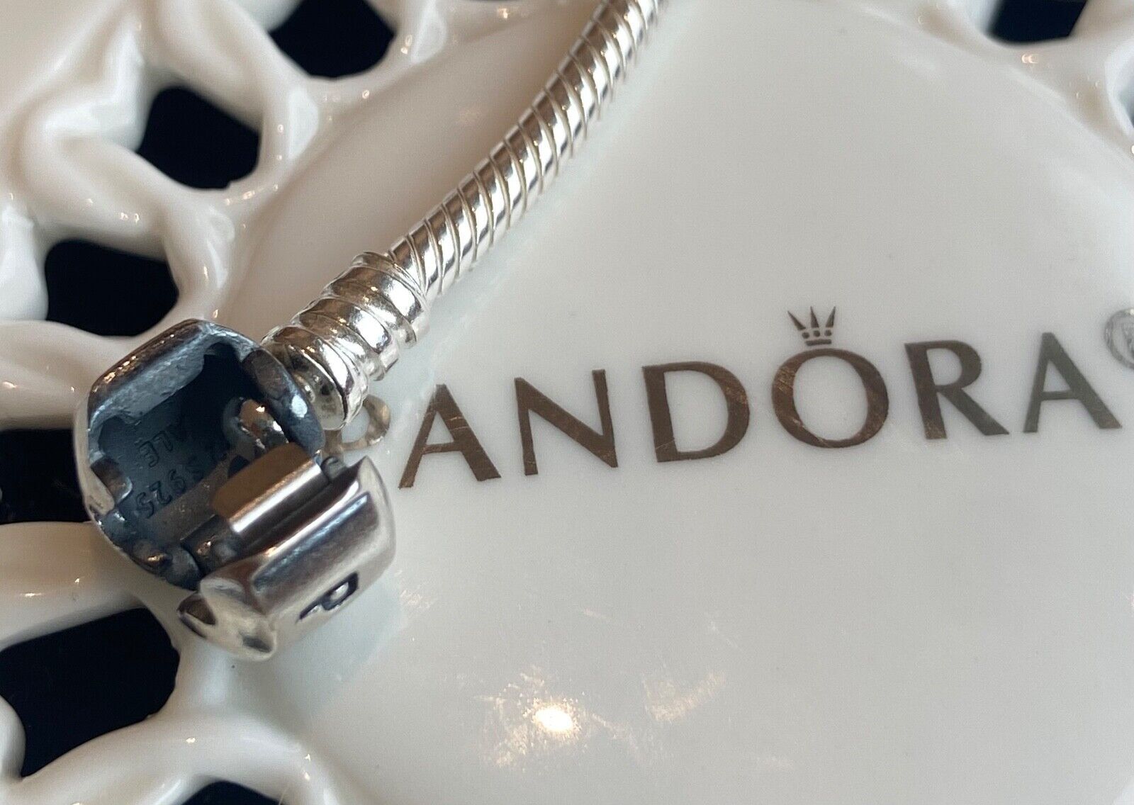 Authentic Pandora MOMENTS Snake Chain Bracelet #590702HV