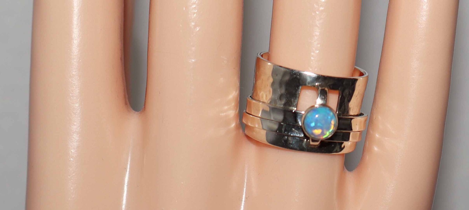 Silpada Sterling Silver Faux Blue Opal Spinner Wide Band Ring R0897 Size 6