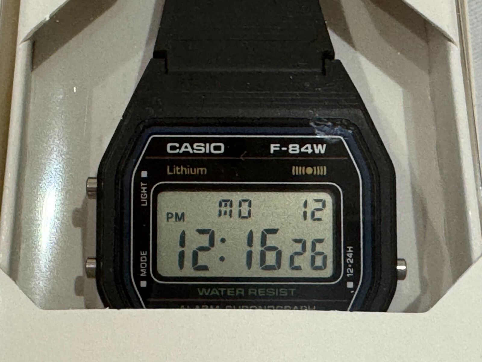 CASIO F-84W-1QJH Black Light Men’s Standard Digital Wristwatch OFFICIAL New