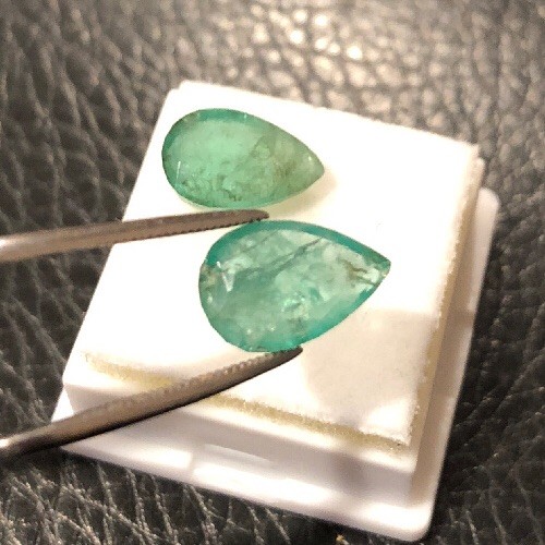 3.95CT NATURAL EMERALD LOOSE GEMS-TRANSLUCENT PEAR ~ 11mmx7.2mm-HIGH GRADE- 2pcs