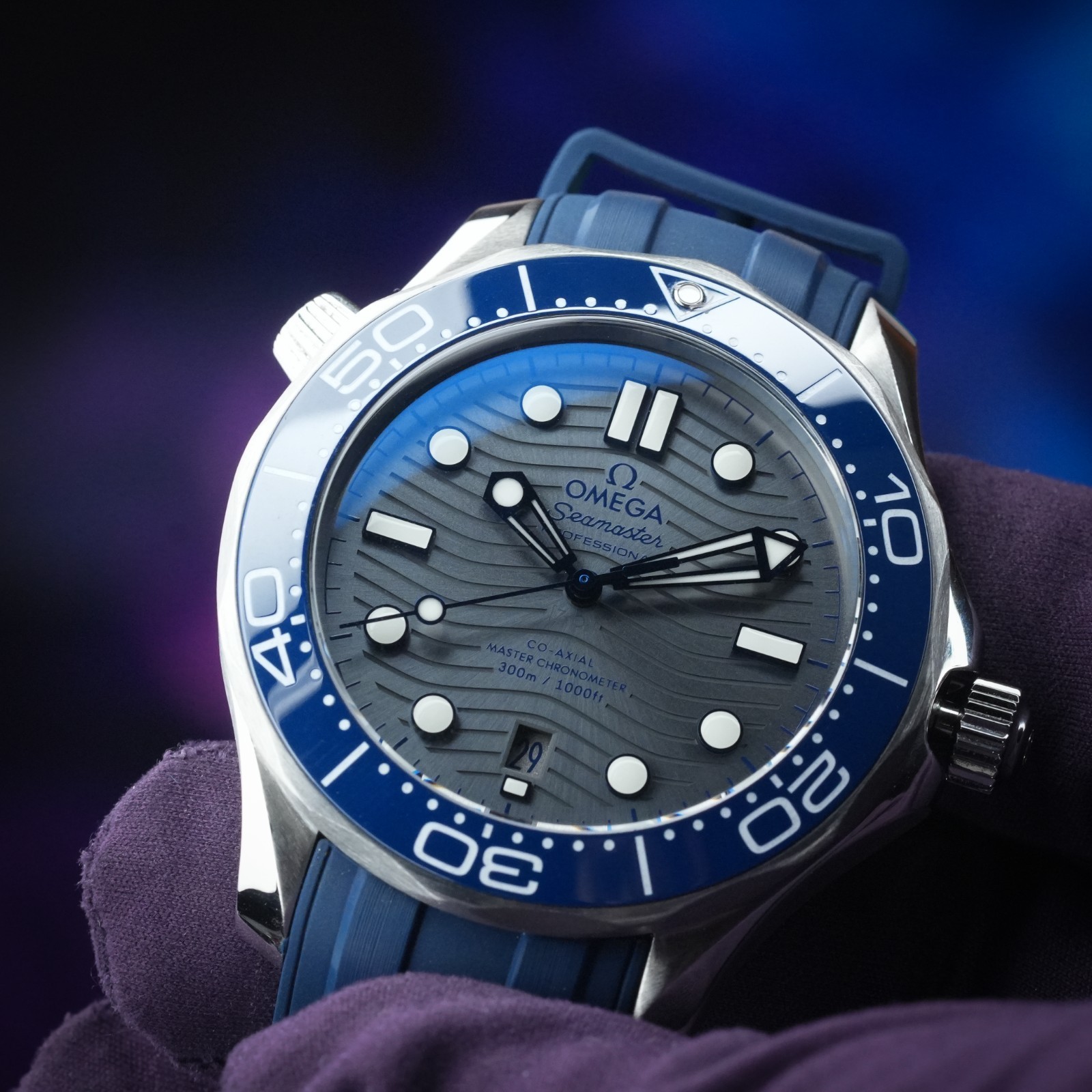 2022 OMEGA Seamaster Diver 300M 210.32.42.20.06.001 Box And Papers Wave Dial