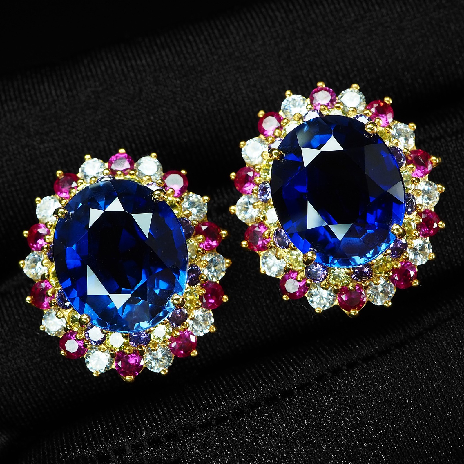 24K Gold 925 Sterling Silver Handmade Earrings Shiny Vivid Blue Sapphire 17.75Ct