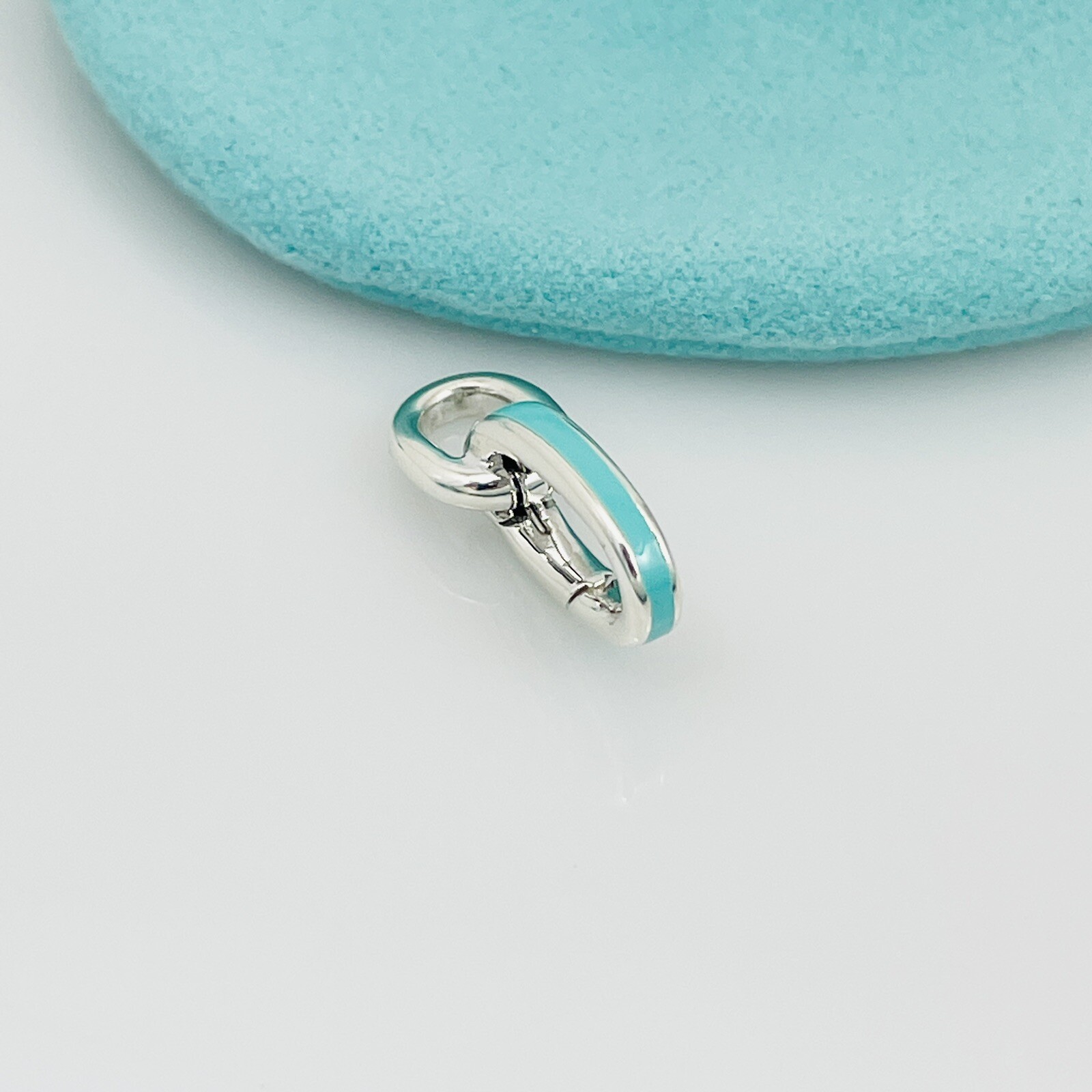 Tiffany Blue Enamel Oval Clasping Link Jump Ring Charm Bracelet Length Extender