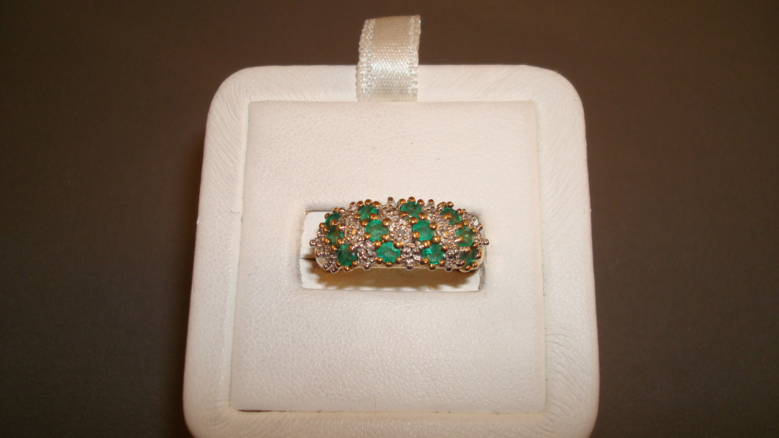 10K yg Emerald Ring – 3.8 Grams – Sz. 7 – Approx .50cttw. (#TR3a)
