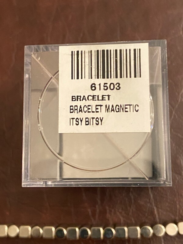 DYNOMIGHTY Magnetic Adjustable Theraputic Bracelet Maximum 9.5 Inches