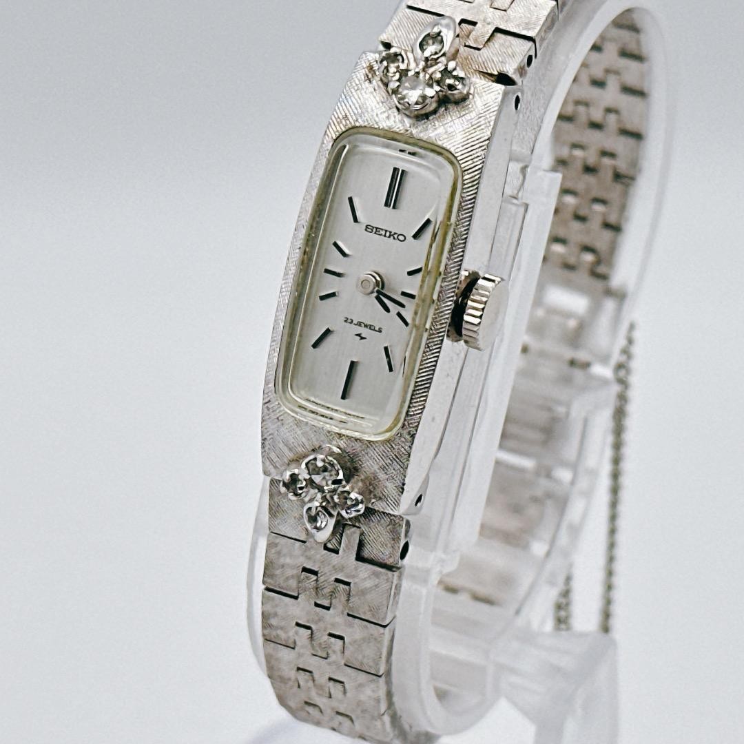 Excellent condition, fully functional. SEIKO women’s bracelet watch, hand-wo