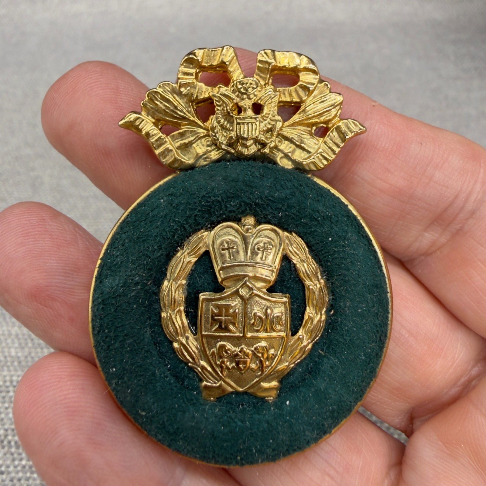 Vintage Brooch French Coat of Arms Green Suede Gold Tone Heraldic Ribbon
