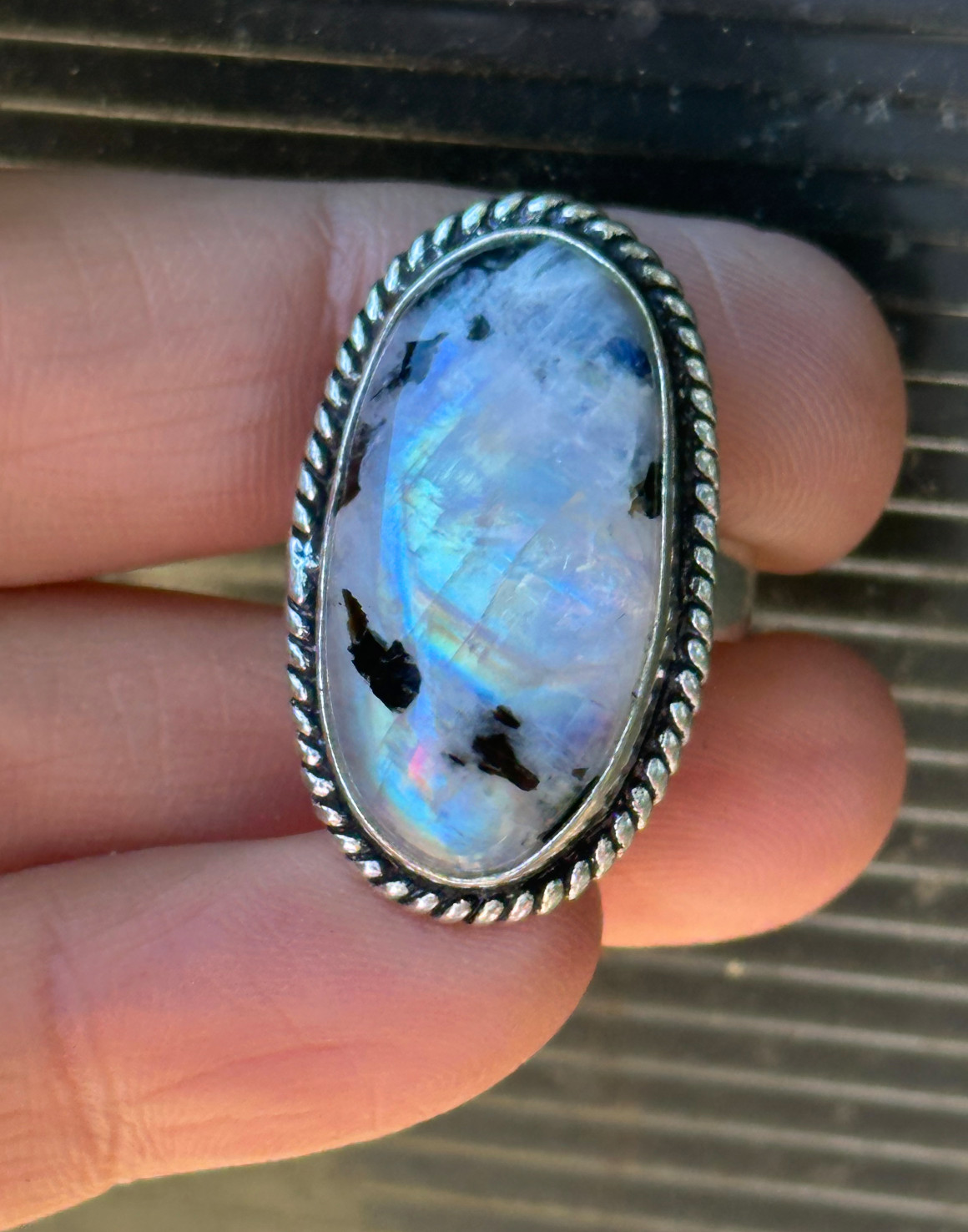 Vintage VIVIDE 925 Silver Rainbow Moonstone Ring Size 7