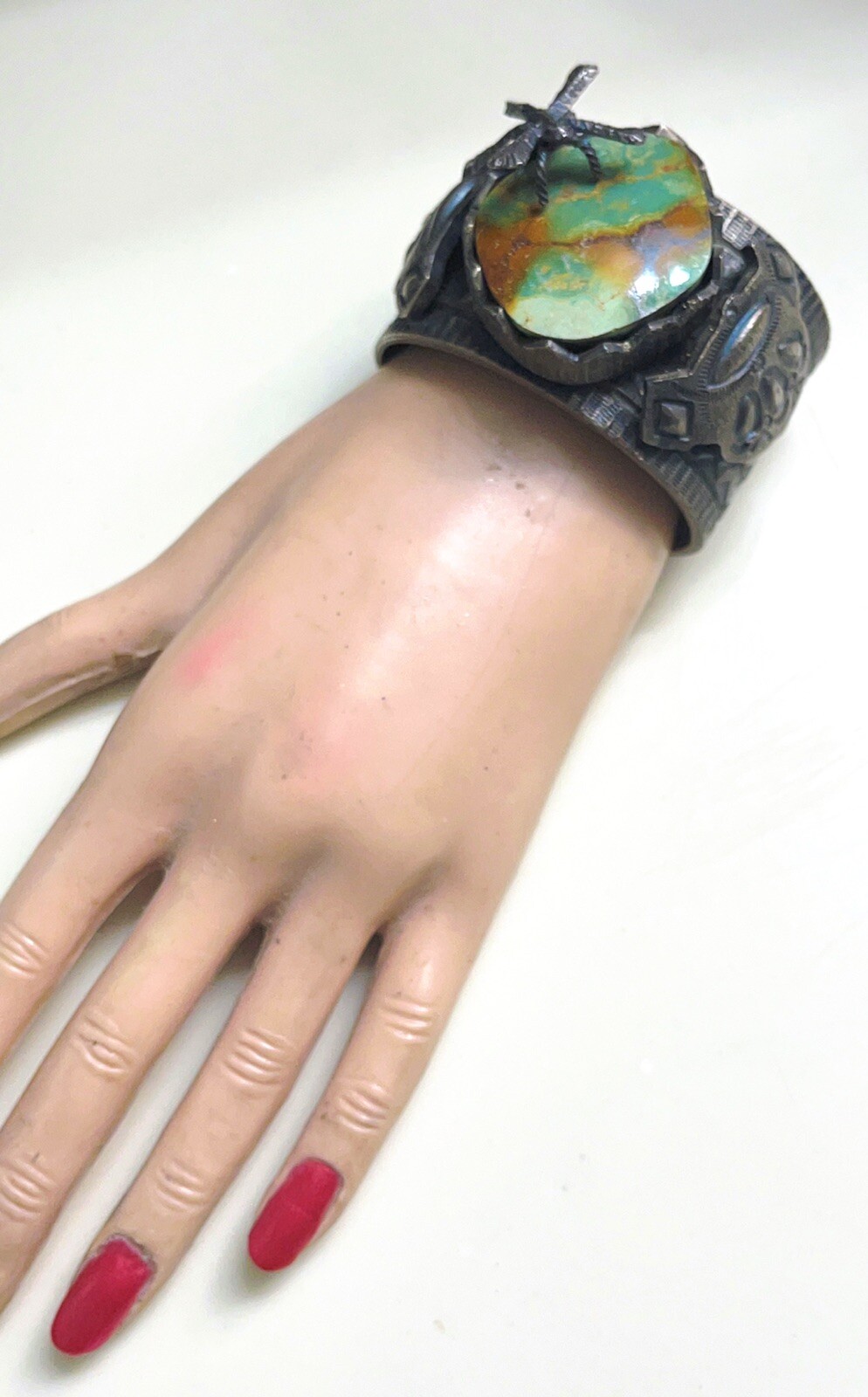 Museum Quality 💚 Native American Tufa Cast Turquoise Bracelet,Signed 6 1/4 200g