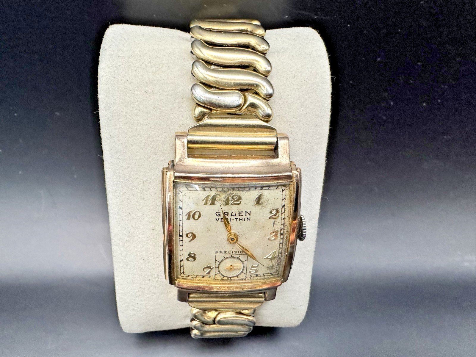 Vintage 1940’s Men’s Gruen Precision 17J Veri-Thin Mechanical Watch Runs
