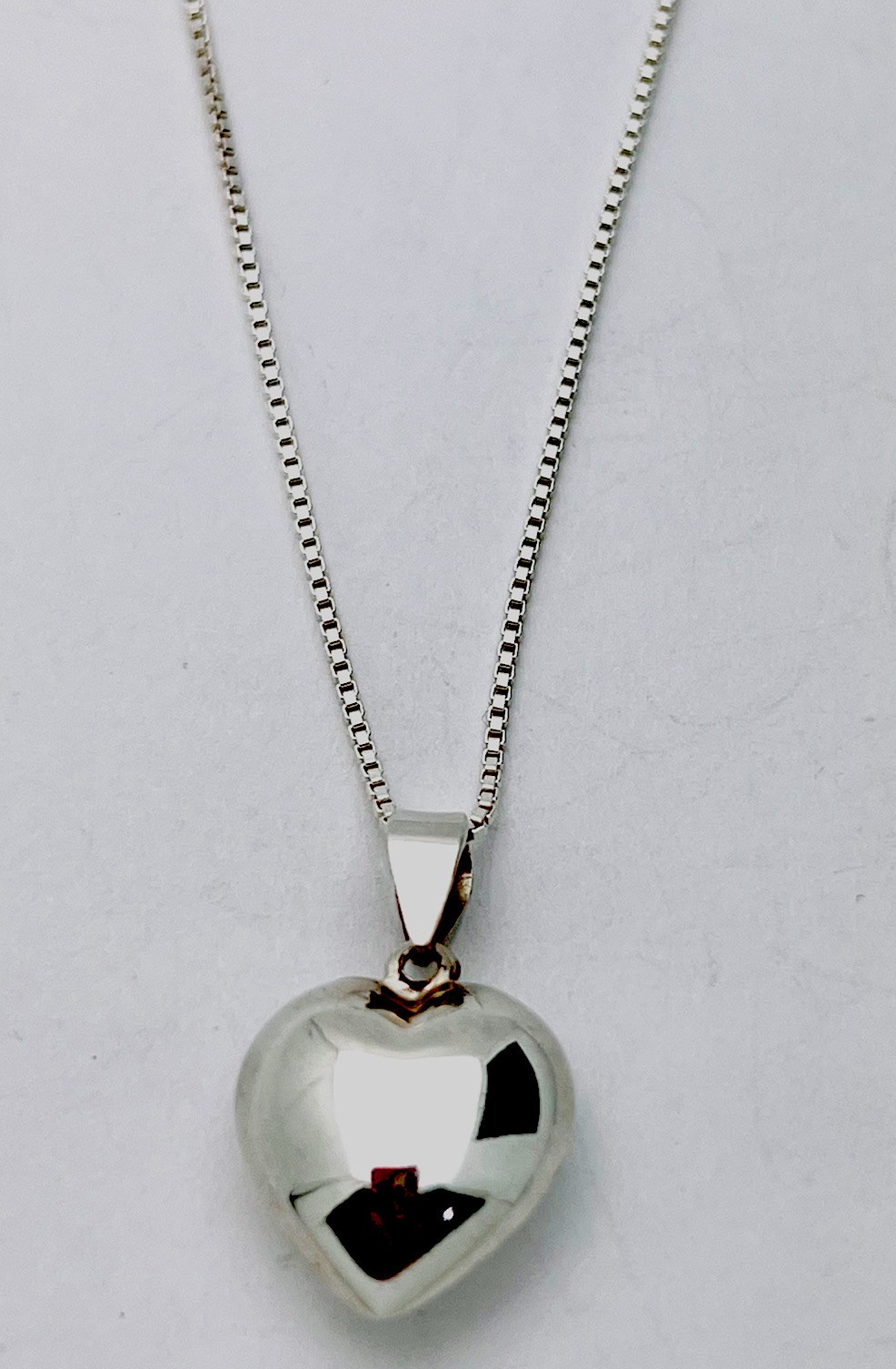 Sterling Silver 925 4.1 Gram Puffed Heart Necklace 16”