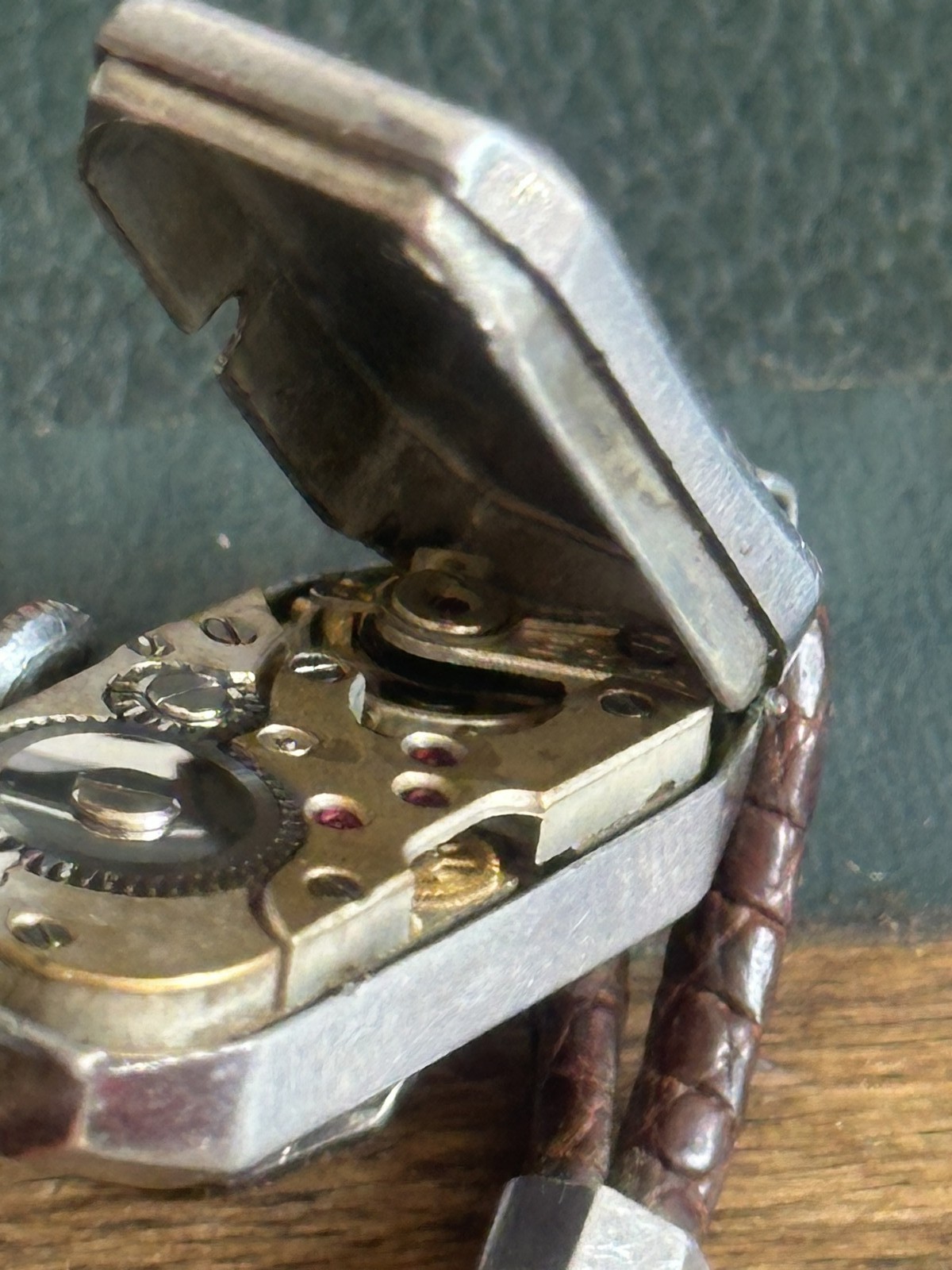Aurore mécanique milieu du XXe siècle Platine Montre femme 24 mm