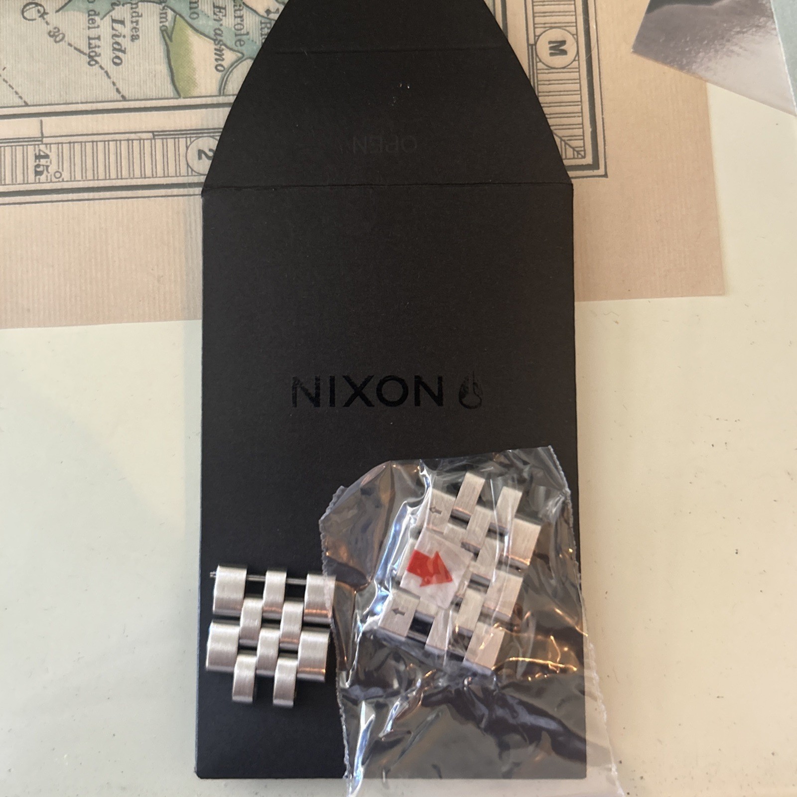 Nixon Stinger 44 Men’s Watch Brand New