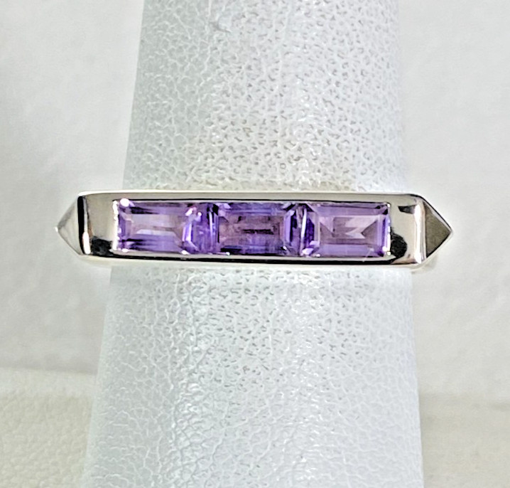 Kit Heath Lavender Amethyst Manhattan Bar Ring Sterling Silver Size 8 NWT 4g