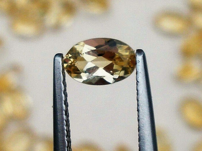 CITRINE GEM OVAL CUT 6x4mm YELLOW GENUINE GEMSTONE NATURAL LOOSE FACETED 1/2 CT