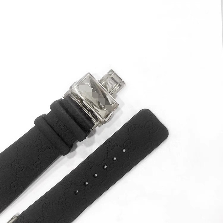 26Mm black patterned rubber watch strap compatible with YA114207 butterfly clasp