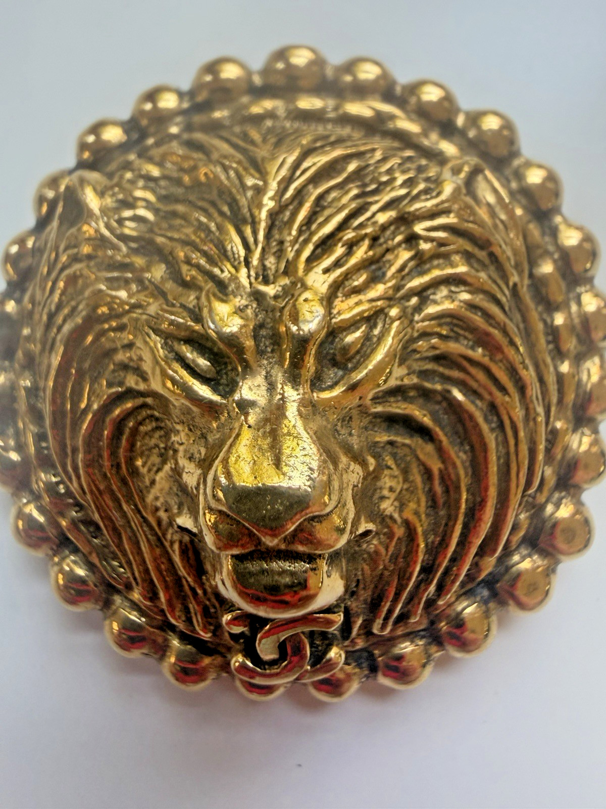 RARE Authentic Chanel Golden Metal Lion Head Brooch 1982 Designer Vintage Leo
