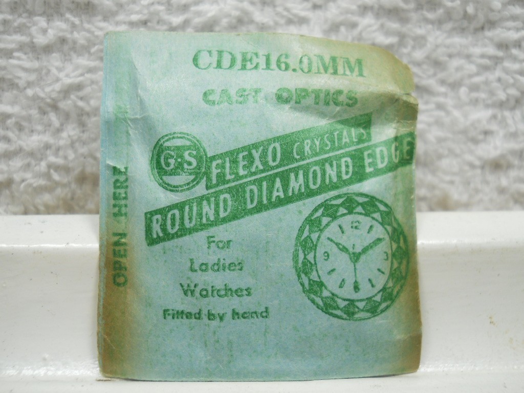 GS CDE16.0MM – 16.0 mm Round Diamond Edge Ladies Watch Crystal Replacement Part