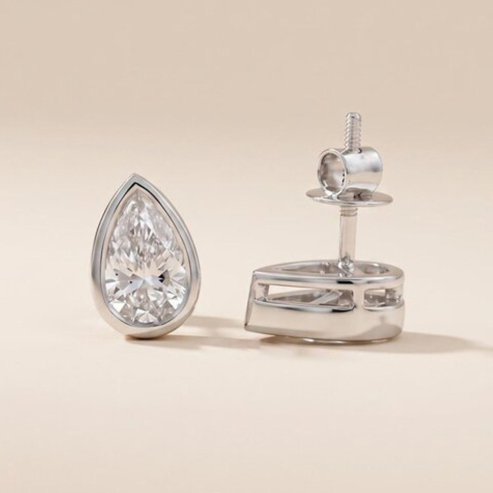 2 Ct Pear Cut VS1 IGI Certified Lab Grown Diamond Stud Earrings 14k White Gold